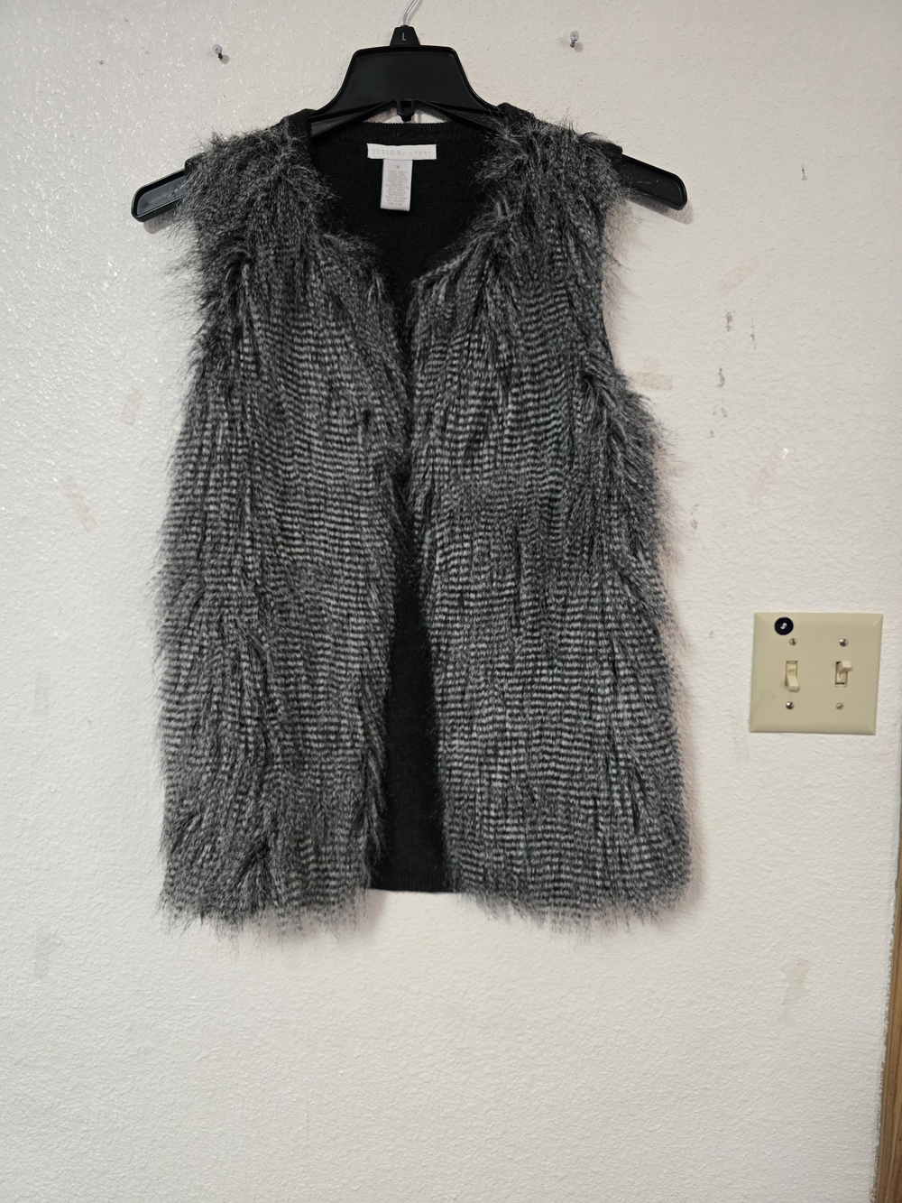 Design History Gray Faux Fur Shag Vest